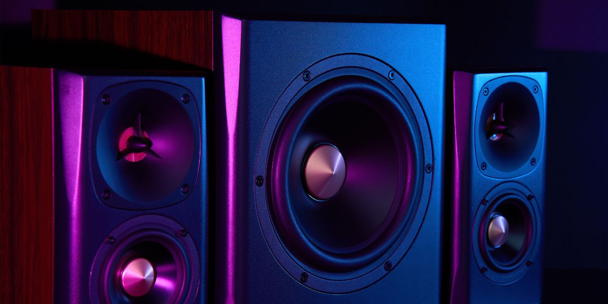 Light Up Karachi’s Market with KTS 1706 LED Speakers: Grab Wholesale Prices on Saddar Today!