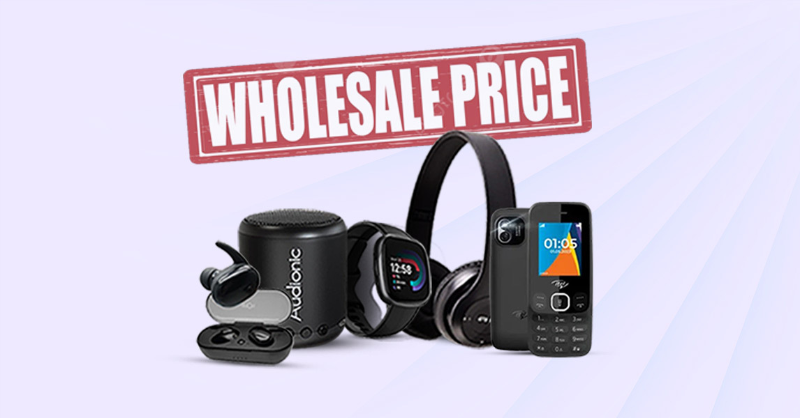 Retailer browsing wholesale mobile accessories on Saddar in Karachi.